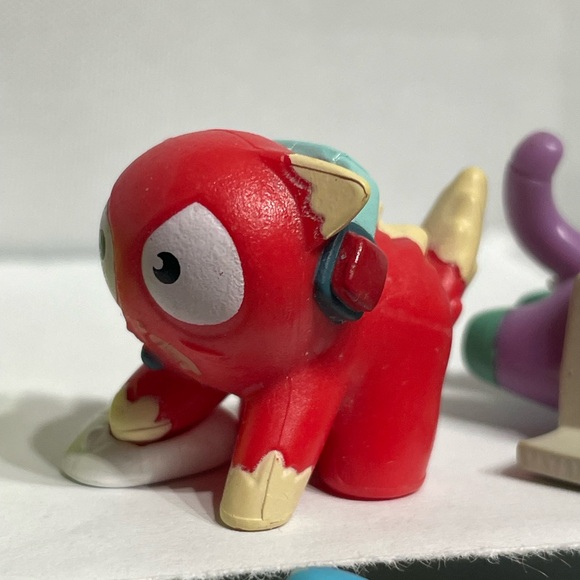 Lot of 6 Lost Kitties Figures Great Condition - Picture 3 of 7